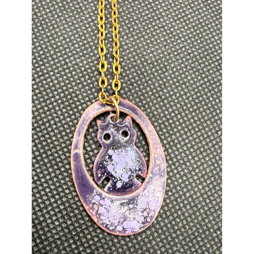Vintage Enamel Owl Pendant Necklace Purple Speckled Gold Tone Chain 18 Inch